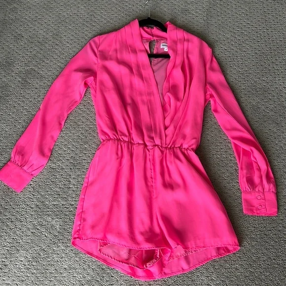 Superdown Hot Pink Romper Size S - Picture 5 of 5